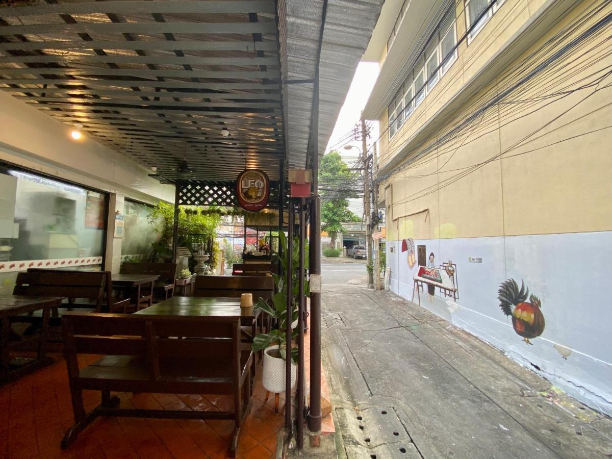 Kc Guest House Bangkok Exterior photo